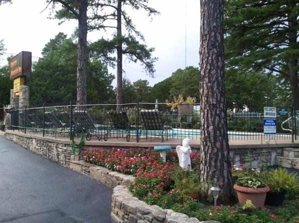 Country Mountain Inn Eureka Springs Exteriér fotografie